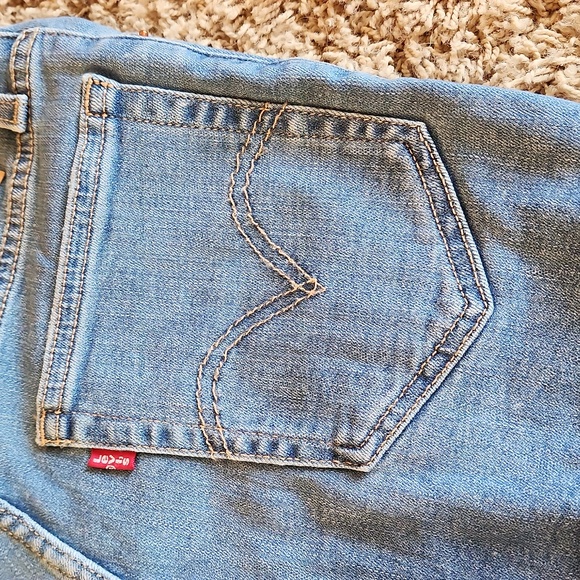 Levis's lightweight distressed jean shorts womans size 25 - Picture 8 of 11